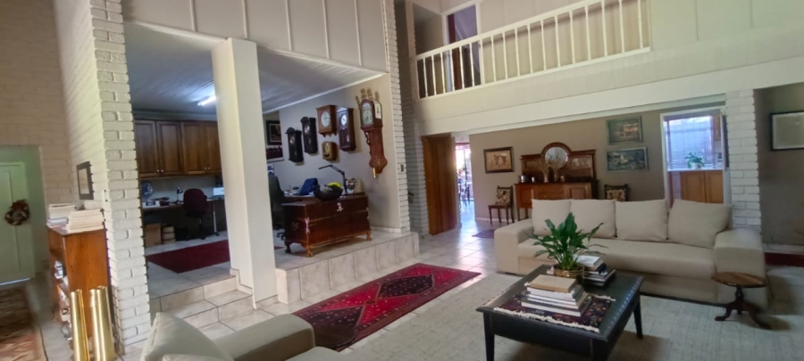 5 Bedroom Property for Sale in Kuruman Northern Cape